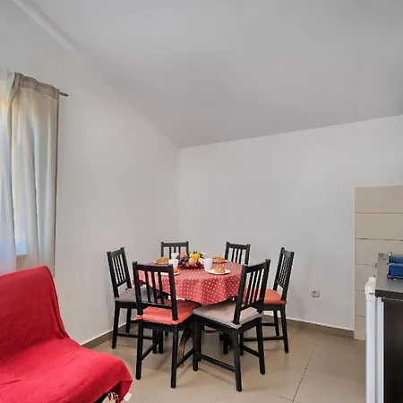Apartment Ferienapartment Fuer Sechs Personen *